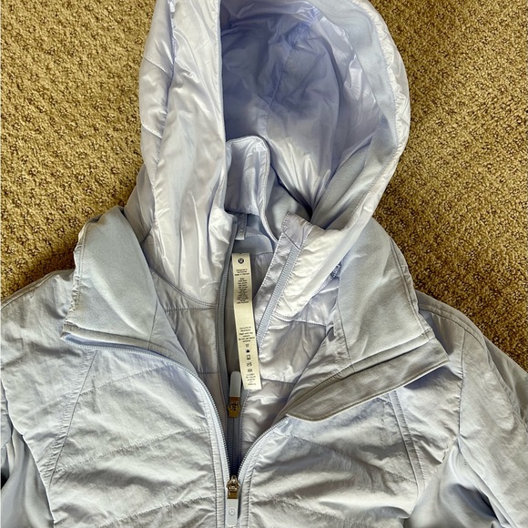Lululemon Down For It All Jacket - size 8 Lavender Dusk - Picture 2 of 6
